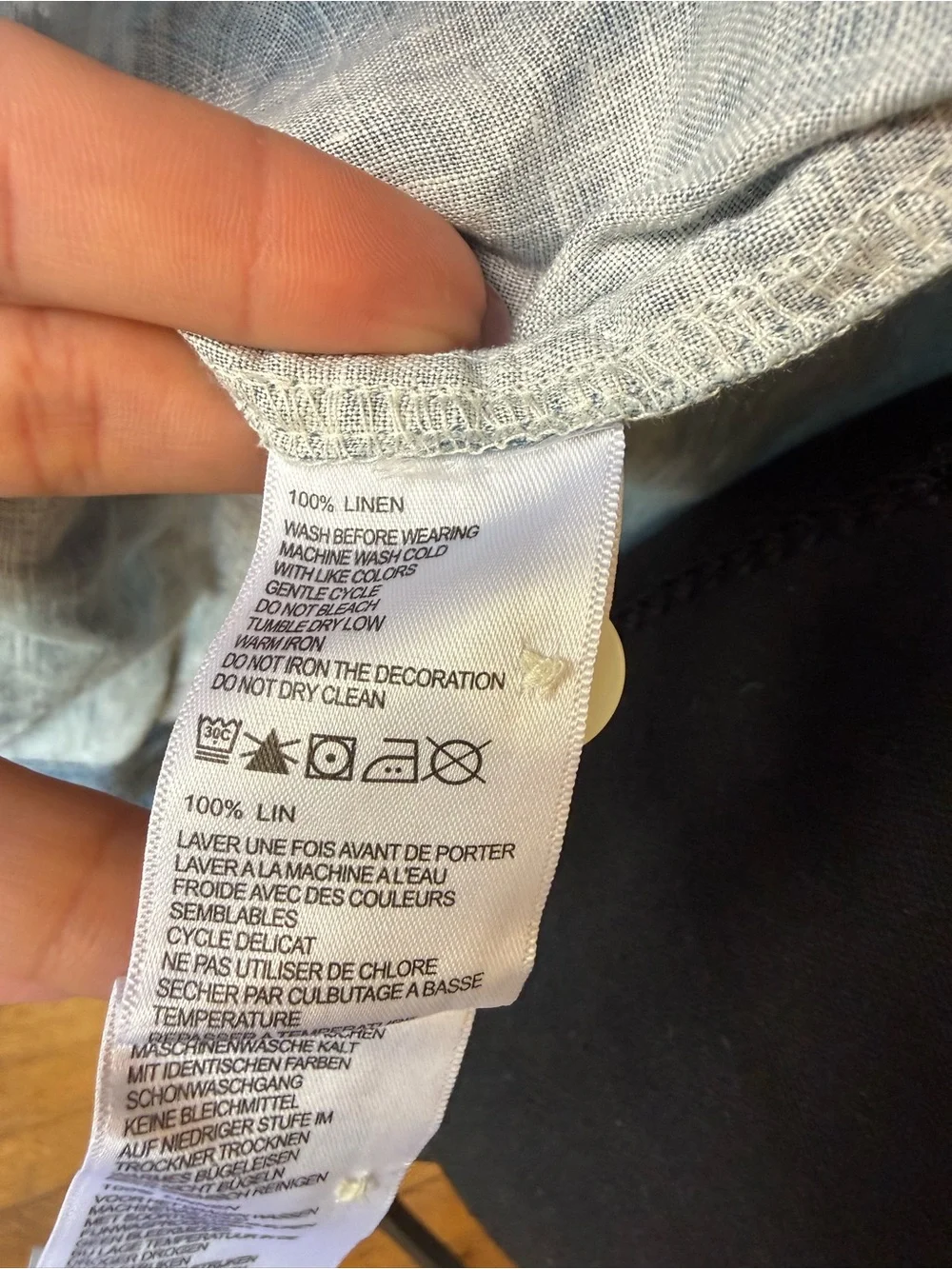 NWT Tommy Bahama Light Blue Button-Down Chambray 100% linen Shirt
